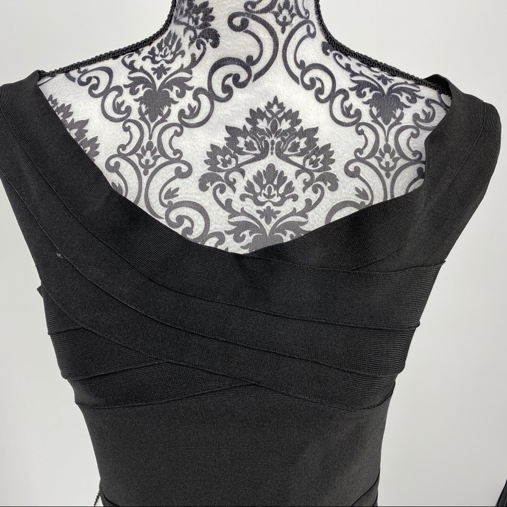 WOW COUTURE Off-the-shoulder Cropped Bandage top - Picture 5 of 12